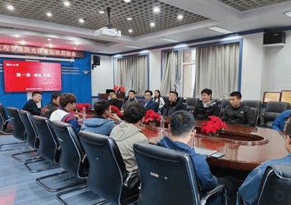 会议后湖人面貌焕然一新，詹姆斯引领团队重整旗鼓