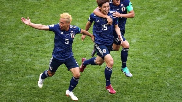 所谓的日本足球，日本校园足球，日本青训无非就是日本财阀堵塞日本小孩年轻人突破阶级的手段