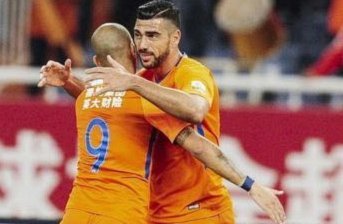 中超就是比谁外援上的多，国内球员加一起可能也就5个能看