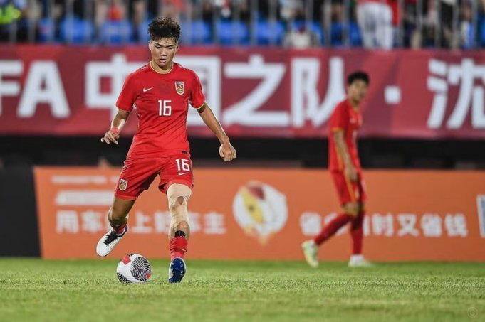 国少两战CC替补机会为何受限？