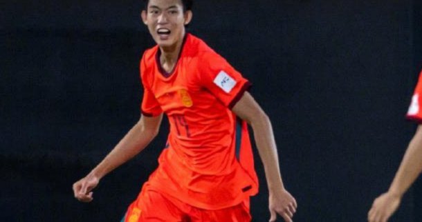 清华附中该放手让赵松源挑战世界顶级青训