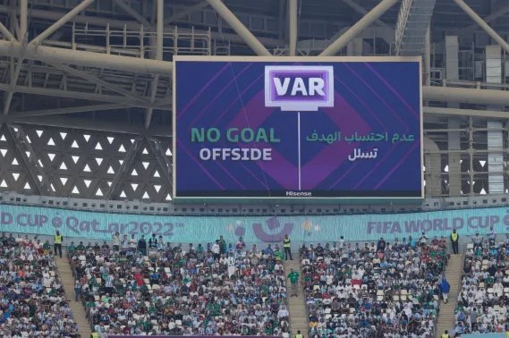 哈姆拉维VAR助巴勒斯坦2-0战胜中国